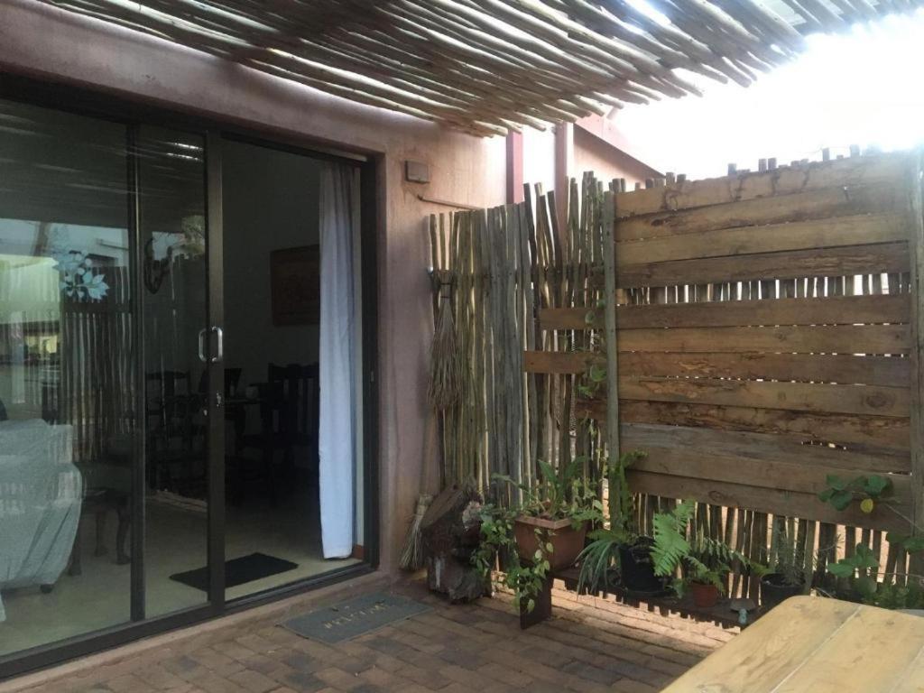 Panache Wildlife Cottage-Self Catering Hoedspruit Kültér fotó
